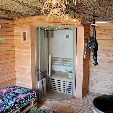 La Parenthese Bed & Breakfast 4*